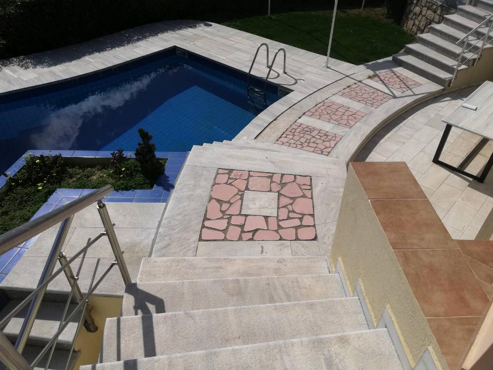 Kreta, Voutes: Luxusvilla mit Gästehaus zu verkaufen