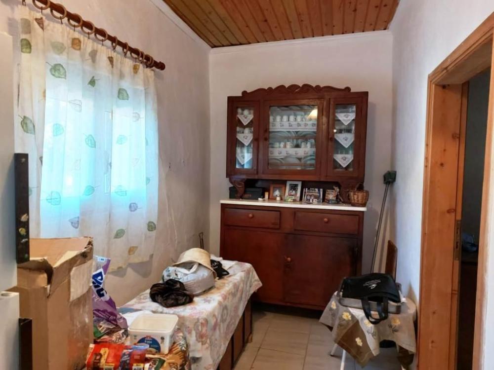 East Crete, Pappagiannades: บ้านอยู่อาศัยพร้อมต้นมะกอกและวิวภูเขาสำหรับขาย