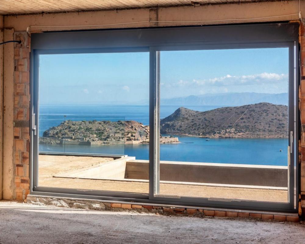 Kréta, Plaka: Luxusvilla panorámás kilátással a tengerre Spinalonga szigete felett eladó