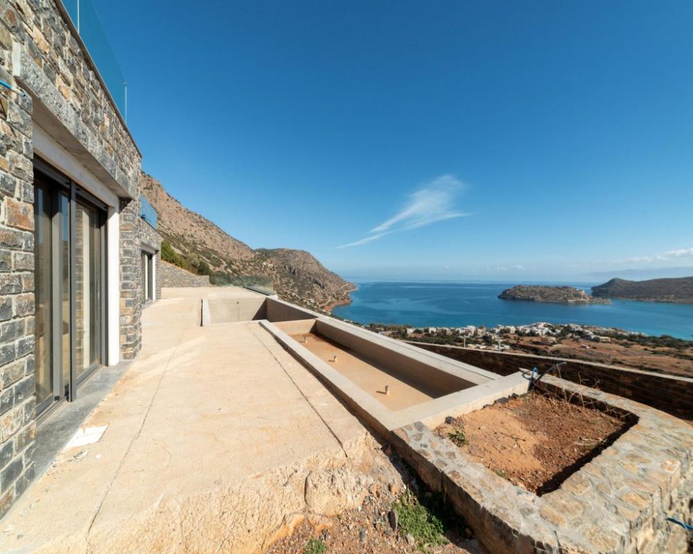 Kréta, Plaka: Luxusvilla panorámás kilátással a tengerre Spinalonga szigete felett eladó