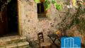 Zwei traditionelle kretische Häuser zum Verkauf mit ΕΟΤ-Lizenz
