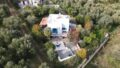 Kreta, Choumeri: Freistehendes Haus mit großem Garten zum Verkauf