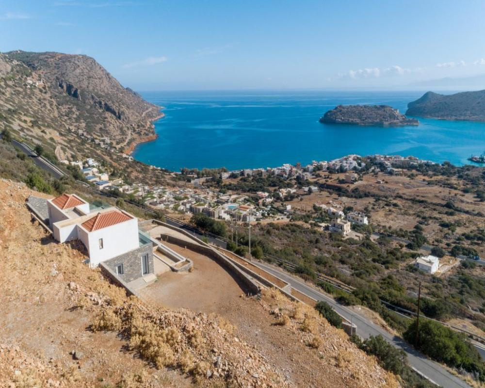 Kréta, Plaka: Luxusvilla panorámás kilátással a tengerre Spinalonga szigete felett eladó