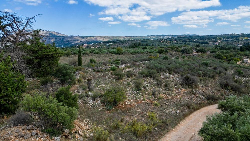 Kreta, Vamos: Grundstück in der Nähe des Dorfes zu verkaufen