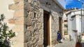 Ostkreta, Traditionelles Steinhaus mit Meerblick zu verkaufen
