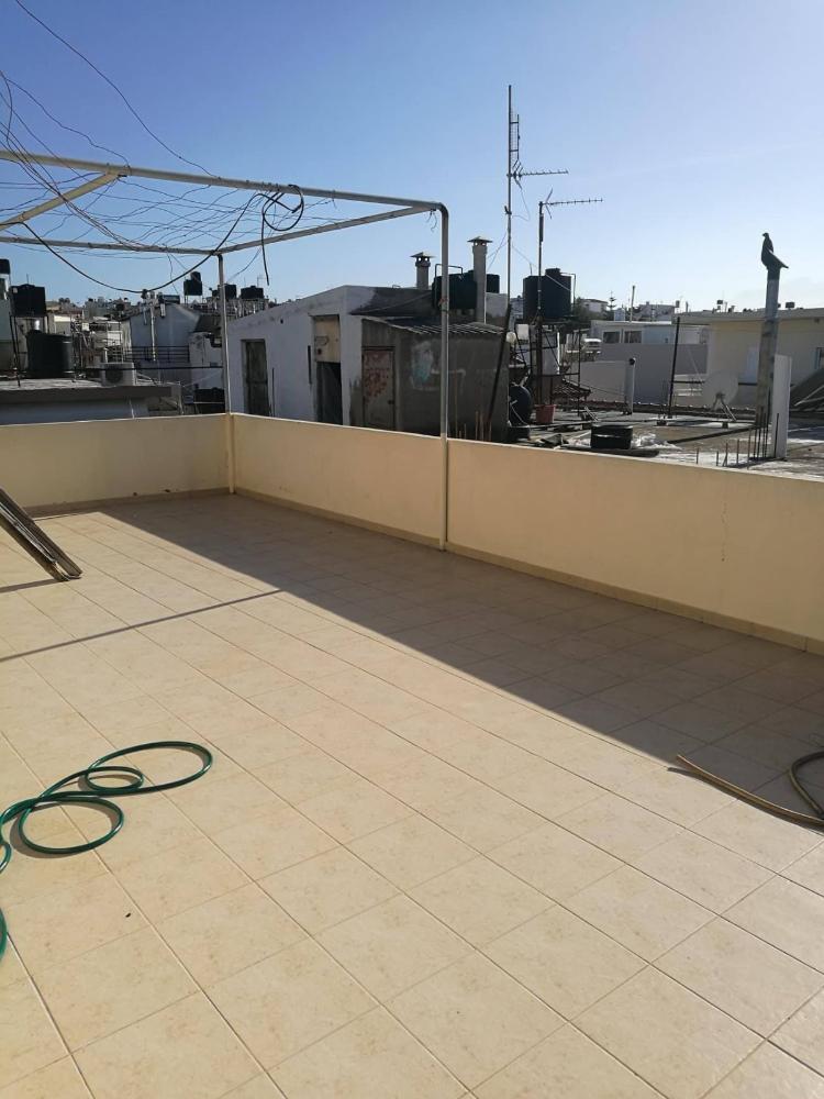 Kreta, Heraklion: Gebäude mit 3 Wohnungen in Atsaleni zu verkaufen