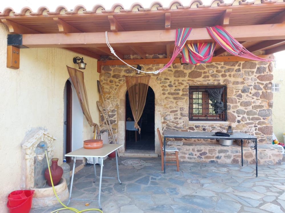 Ostkreta, Mertidia: Tolles Steinhaus mit Garten nahe dem Meer zu verkaufen