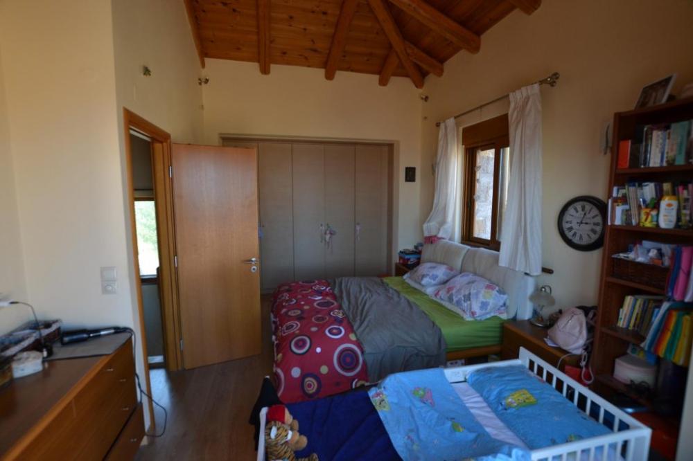 Kreta, Elounda: Atemberaubendes Steinhaus mit toller Aussicht zu verkaufen