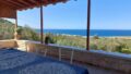 Kreta, Mochlos: Charmantes Haus mit Meerblick und Garten mit Olivenbäumen zu verkaufen