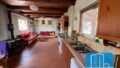 Kreta, Alithini: Ferienhaus inmitten eines Olivenhains zu verkaufen