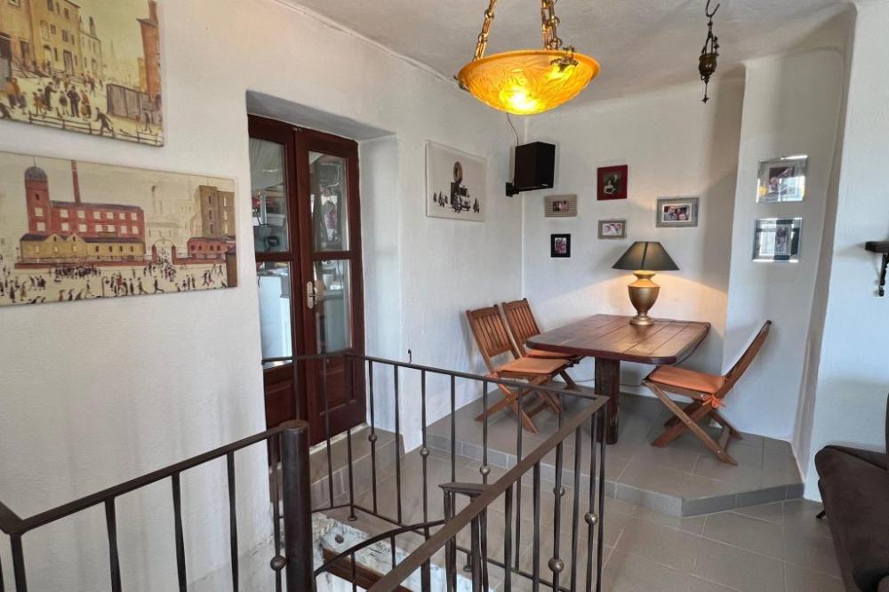 Kreta, Choumeriakos: Charmantes Dorfhaus mit Bergblick zu verkaufen