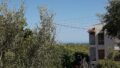 Kreta, Chersonisou: Villa aus Stein in der Nähe des hübschen Dorfplatzes zu verkaufen