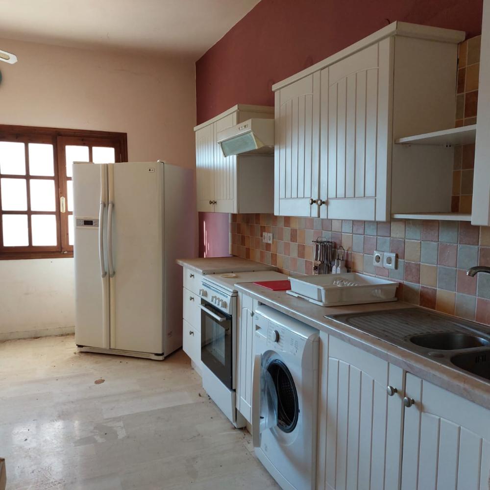 Nordostkreta, Petras: Schönes 2-stöckiges Haus in unmittelbarer Meeresnähe zu verkaufen