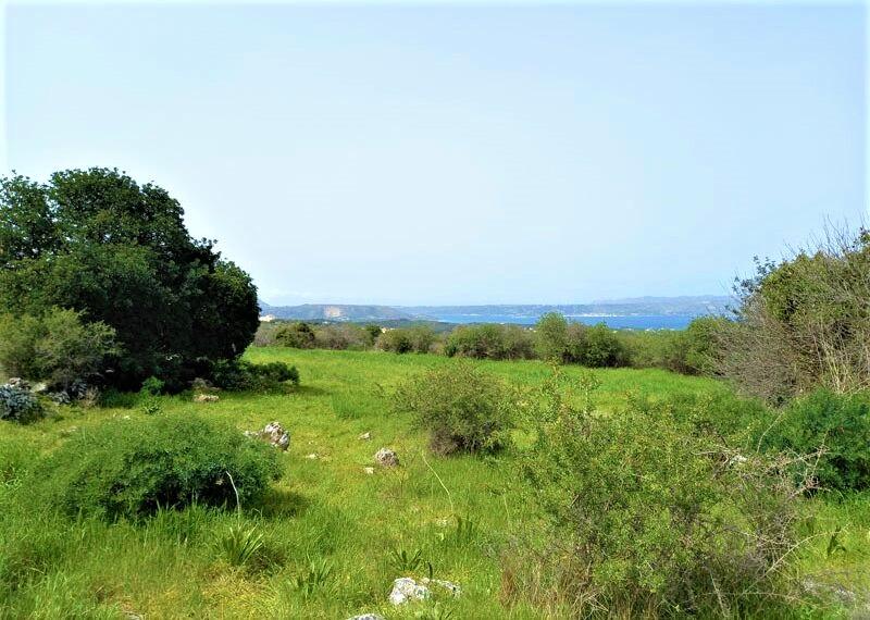 Kreta, Gavalochori: Malerisches Grundstück mit Panoramablick auf das Meer zu verkaufen