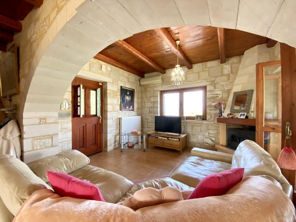 Schönes Steinhaus mit atemberaubendem Meerblick zum Verkauf in Vamos