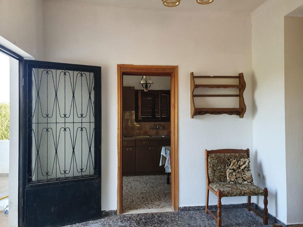 Kreta, Sisi: Gebäude mit 2 unabhängigen Wohnungen am Stadtrand zu verkaufen