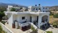 Kreta - Bungalow mit Garten und Dachterrasse im Zentrum von Milatos in der Nähe des Meeres